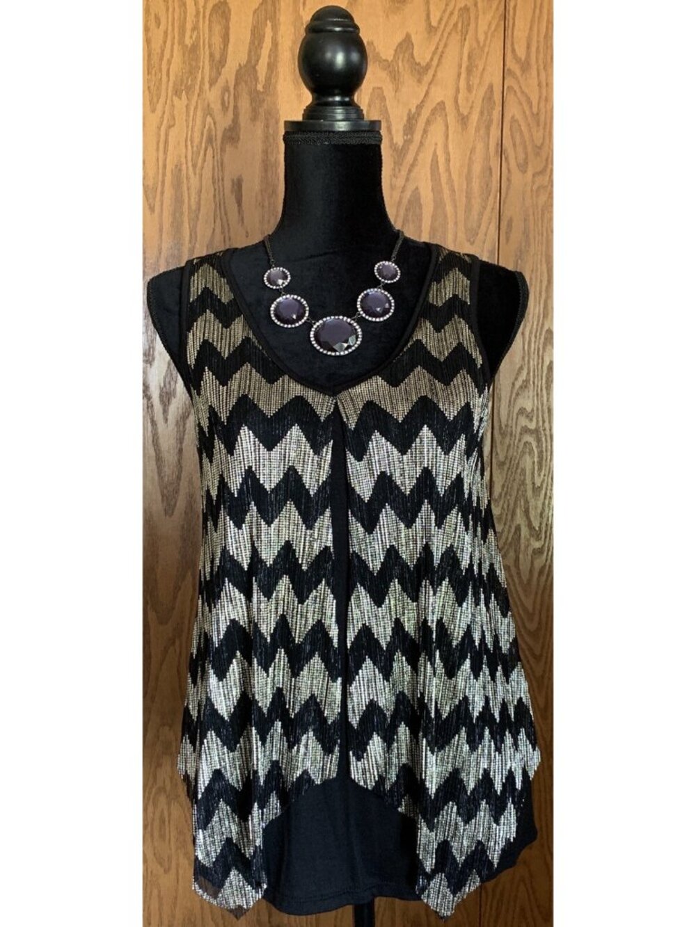 A. Byer Womens Shirt Size Small Black Silver Metallic Chevron Sleeveless
